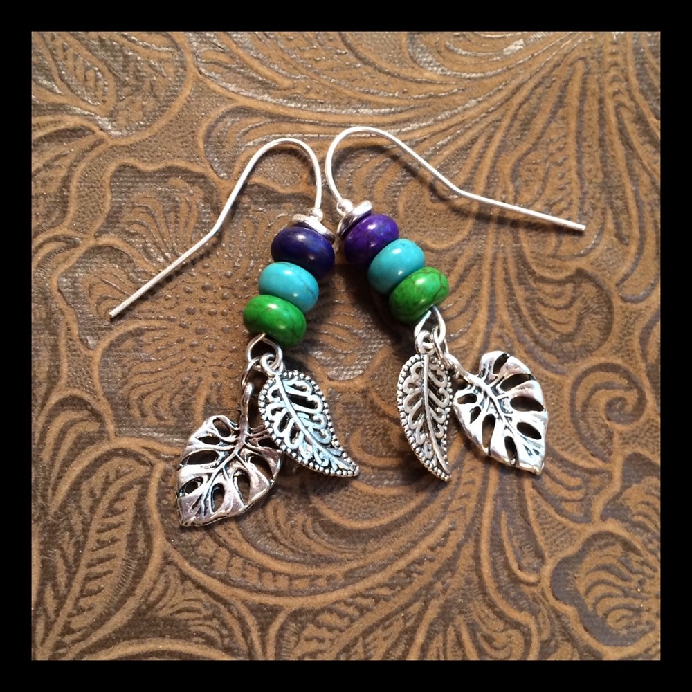 🔻🔻Adorable drop earrings